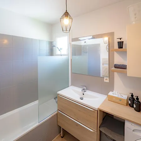 公寓 Serenite Pres Du *