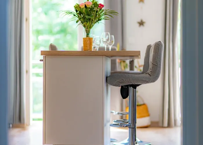 Serenite Pres Du Apartment